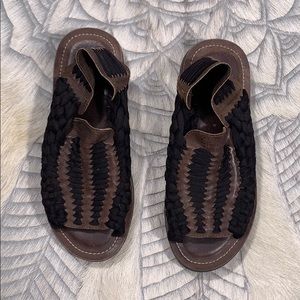 Unique woven sandals in brown & black